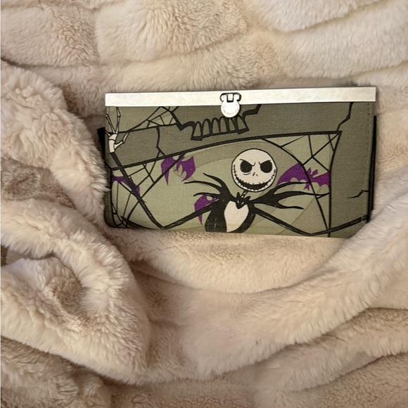 Hot Topic Disney Y2K Jack Skellington “ The Night Before Christmas”, Wallet - Picture 11 of 14